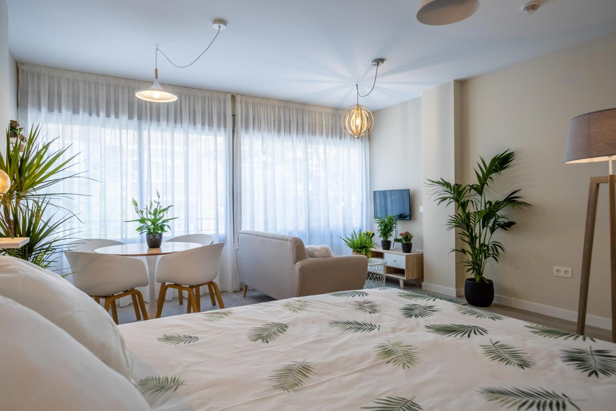 Minty Stay - Trinidad Apartments Málaga Zimmer foto